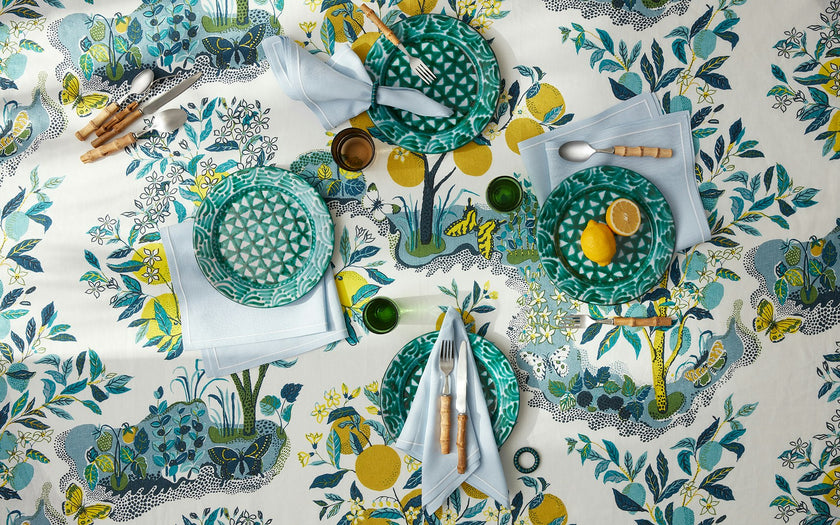 Matouk Schumacher Citrus Garden Oblong Tablecloth - Pool - 70x144
