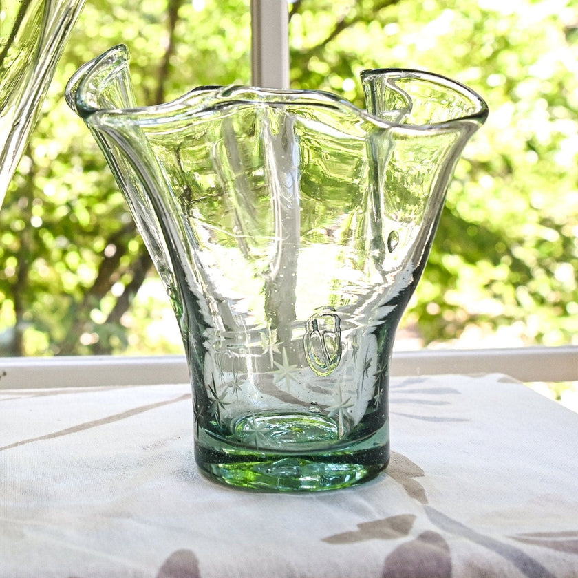 Half Past Seven Petite Leaf Vase (7” Stamp”)