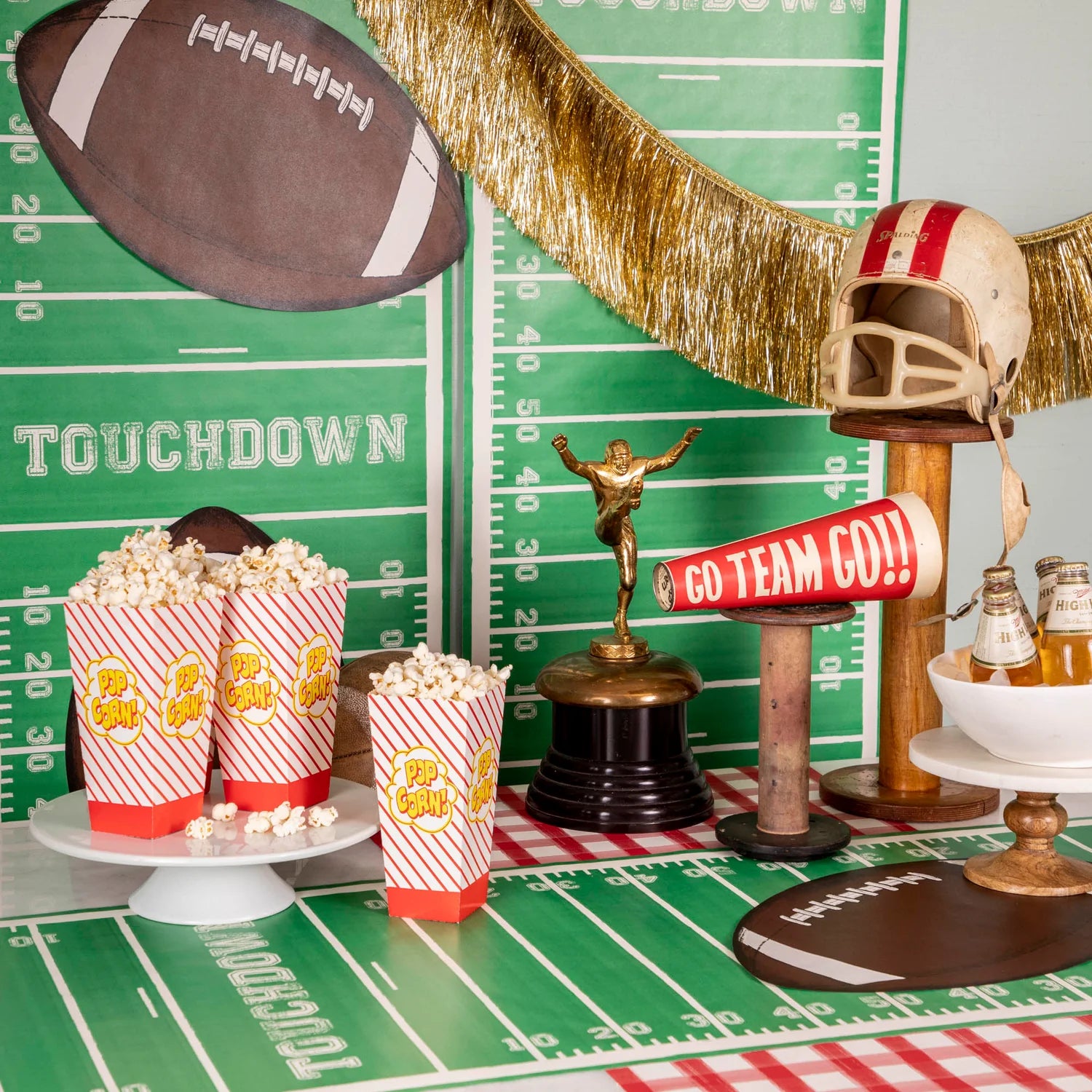 Hester & Cook Die-Cut Touchdown Placemat