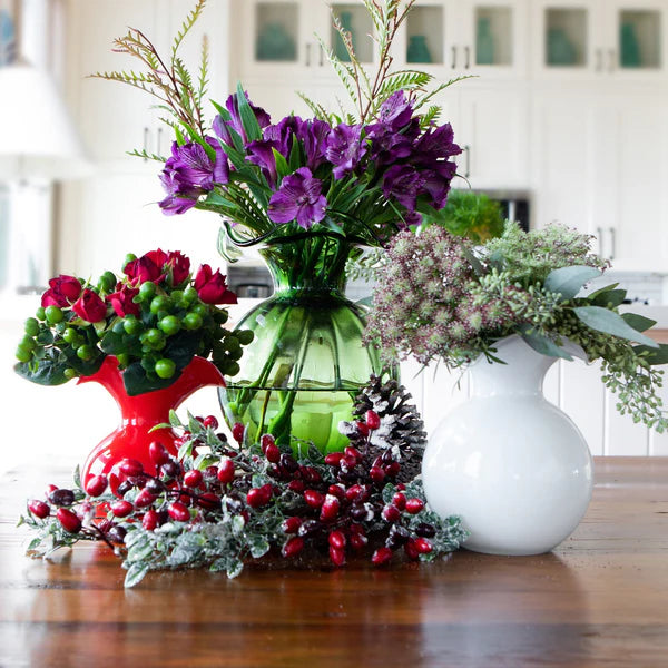 Vietri Medium Hibiscus Glass Vase
