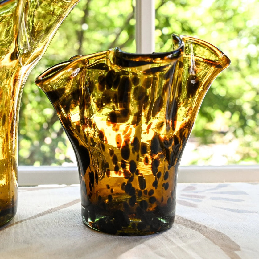 Half Past Seven Petite Leaf Vase (7” Stamp”)