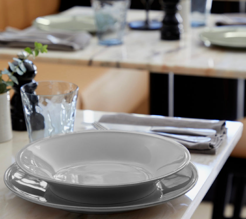 Costa Nova Friso Pasta Plate - Gray