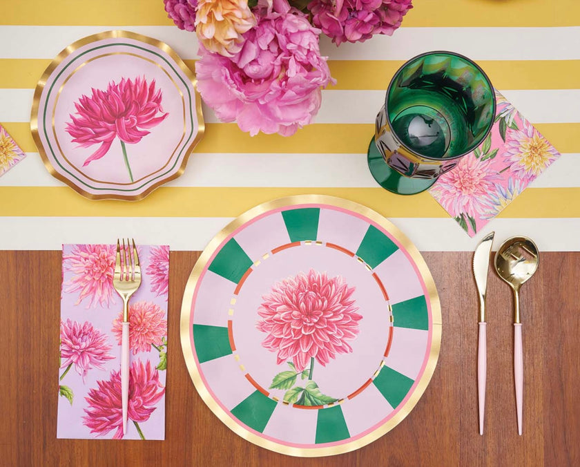 Sophistiplate Wavy Salad Plate - Dahlia